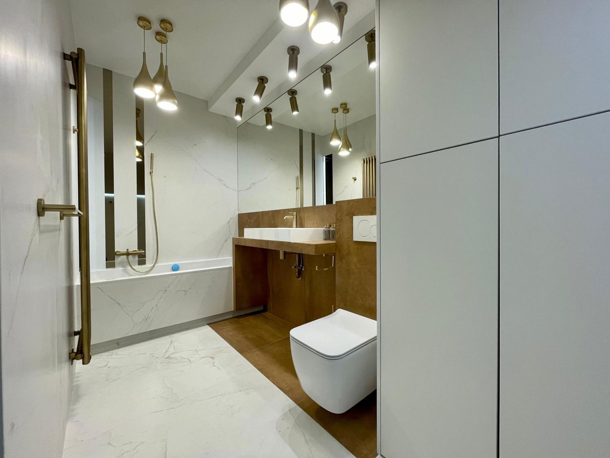 Selected By Market Square Apartment *